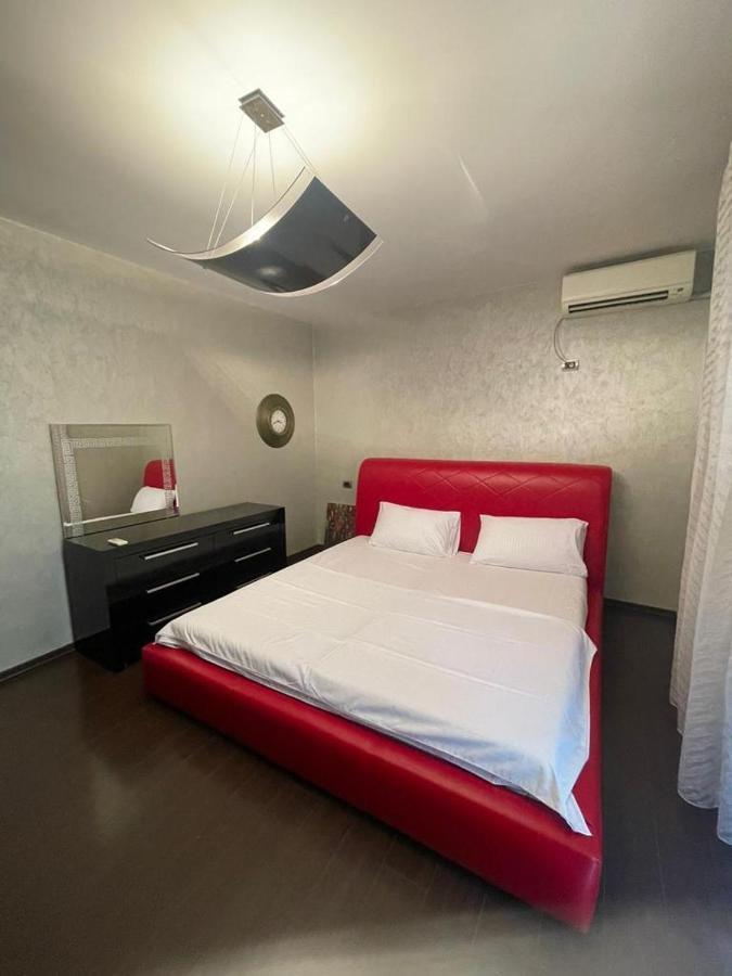 Luxury Apartment City Centre 地拉那 外观 照片