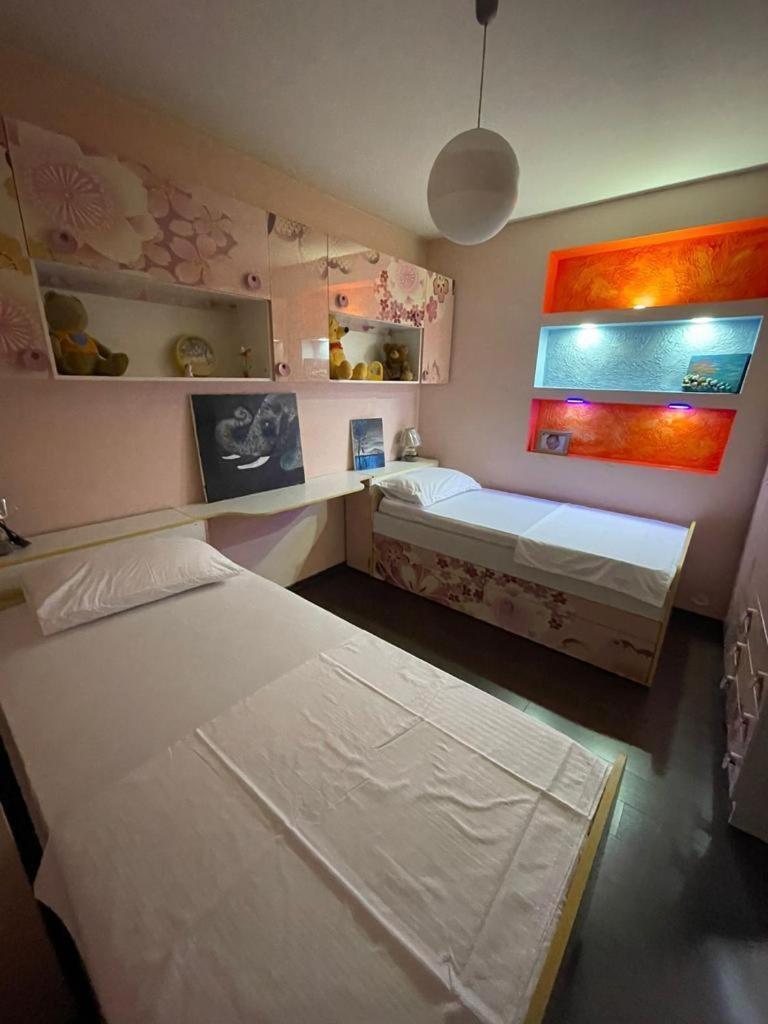 Luxury Apartment City Centre 地拉那 外观 照片
